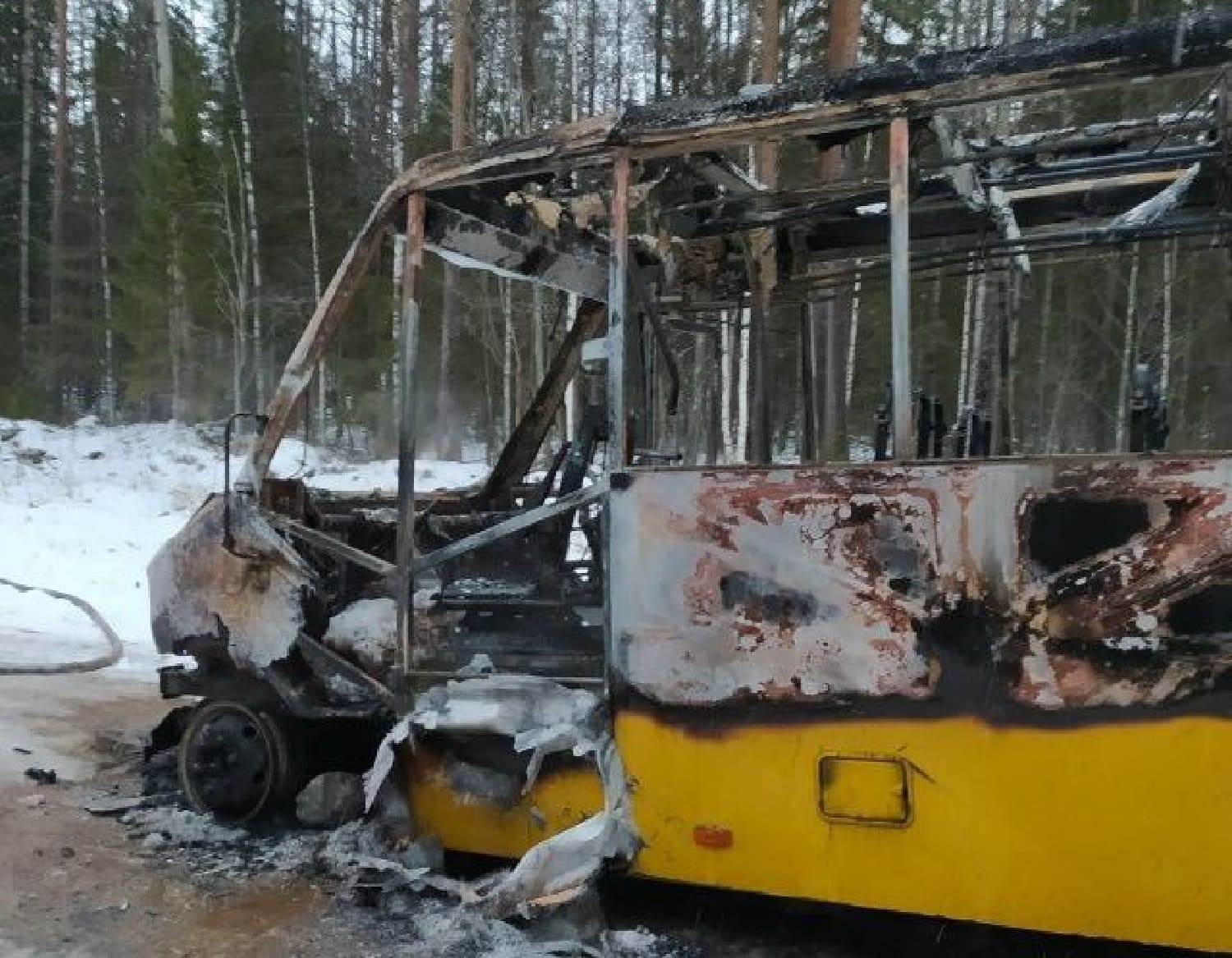 сгорел детский автобус