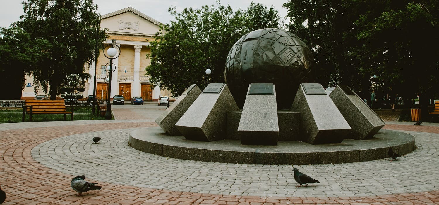 Глобус Череповца