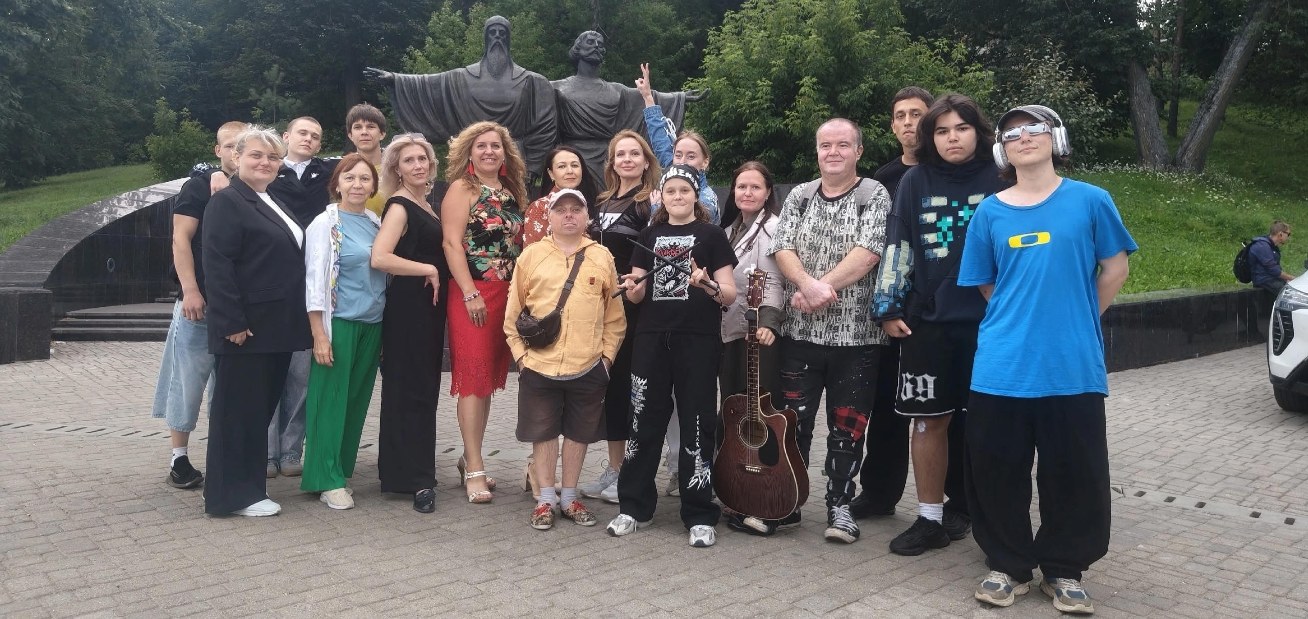 26 июля на Соборной набережной Череповца состоялся грандиозный концерт, посвященный Дню Военно-Морского Флота и проходивший в рамках проектов «Арт-лето» и «Лето Русского Севера»