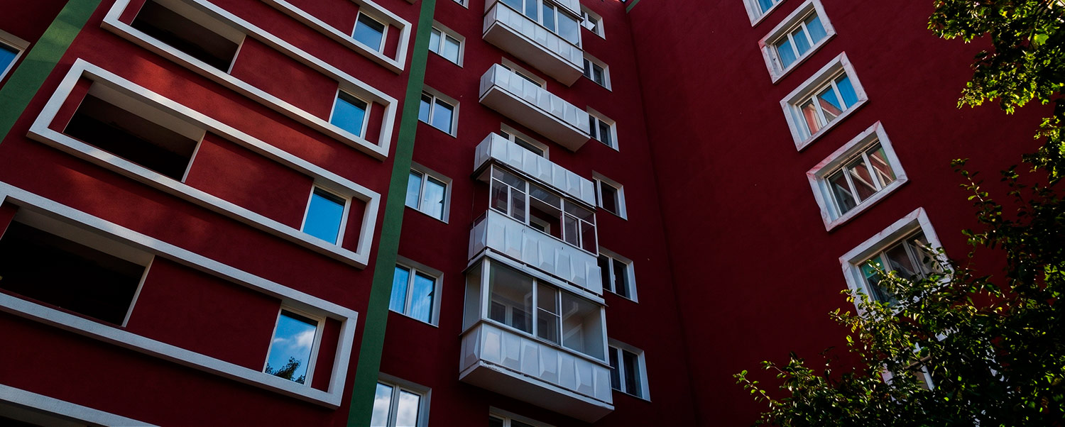 высотку у 34-й школы в Череповце отремонтировали на 10 лет раньше срока